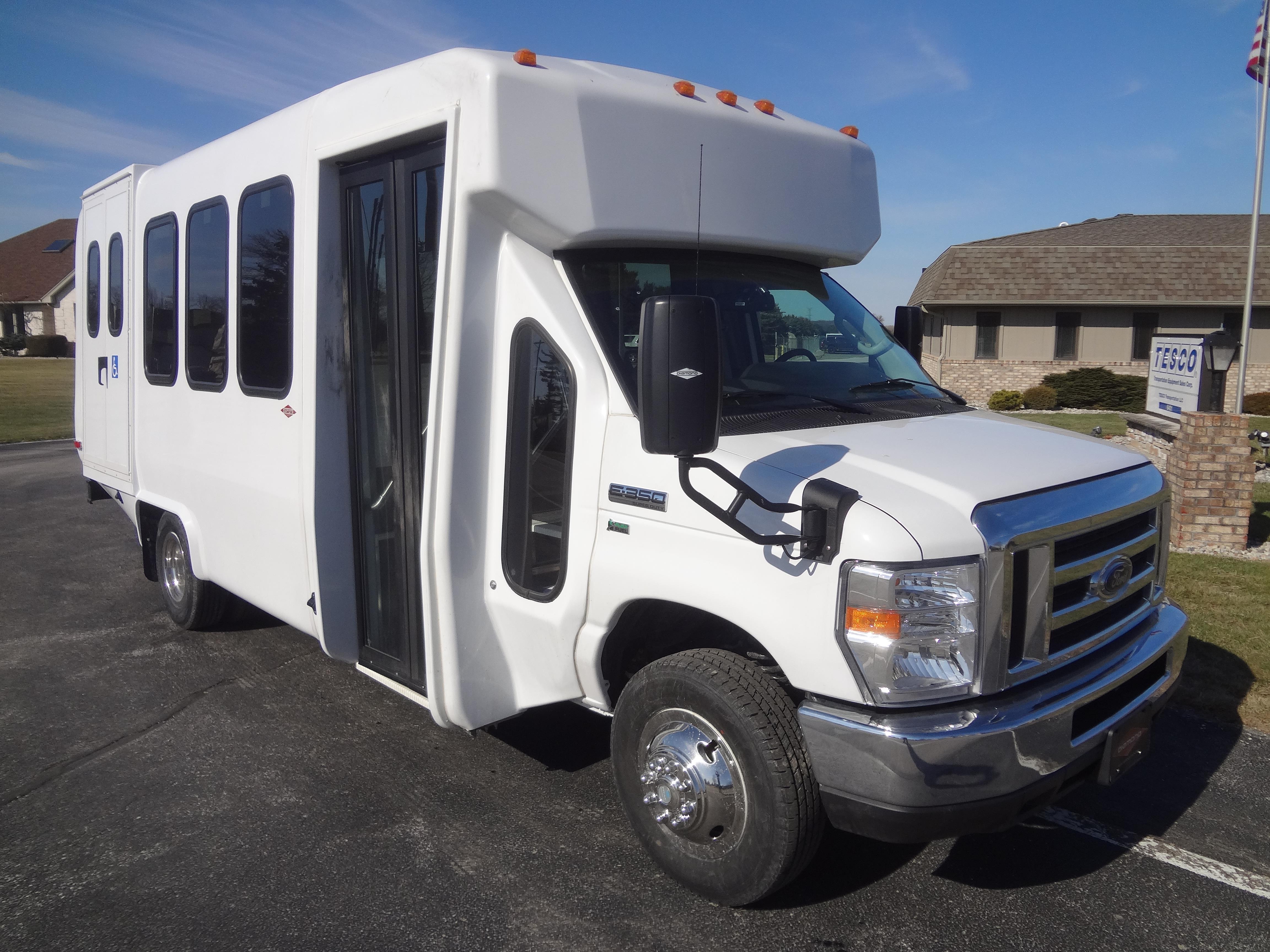 TESCO Diamond Coach VIP 2200