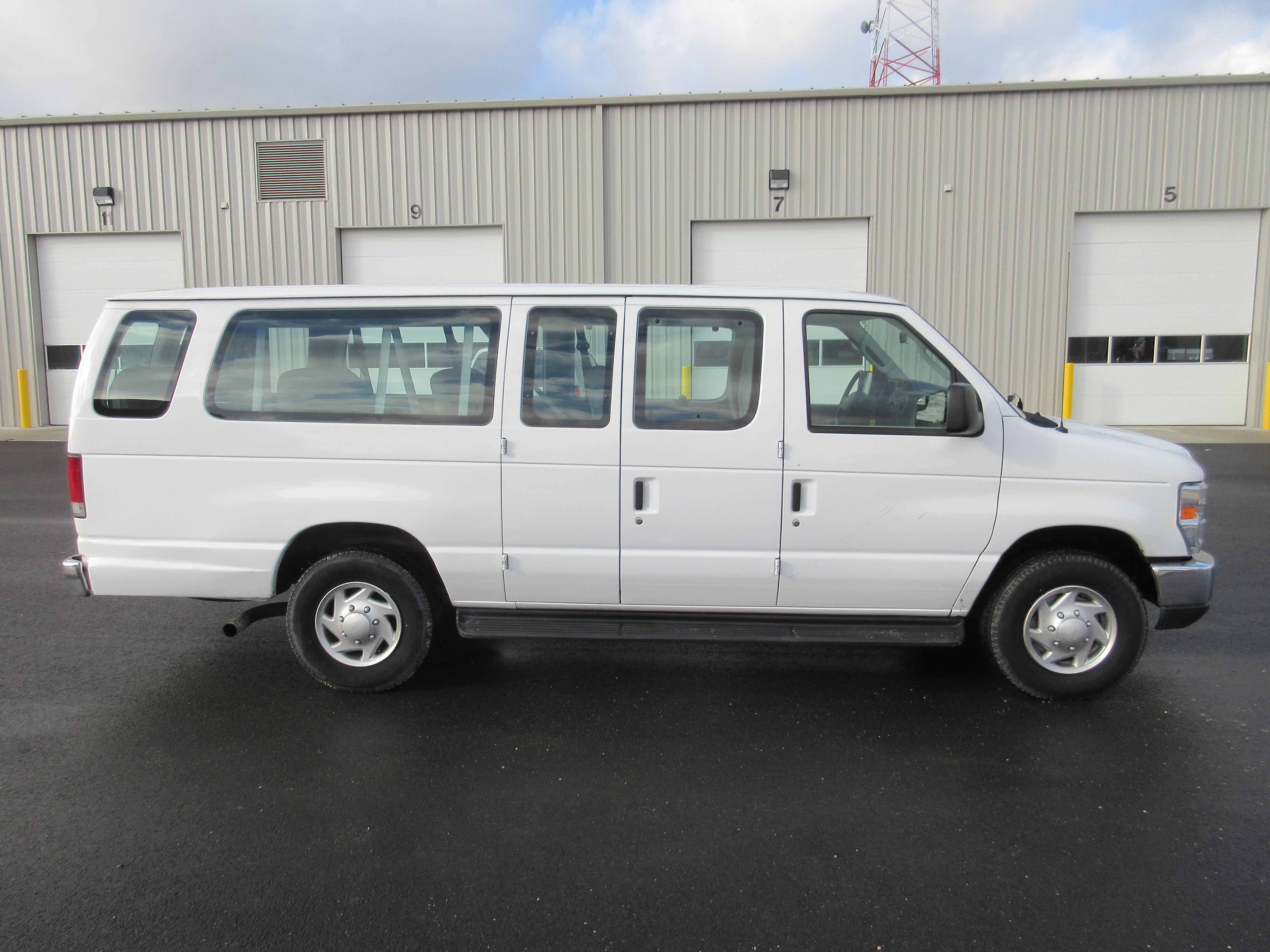 2013 Econoline Ford 14 Passenger Van | Free Download Nude Photo Gallery