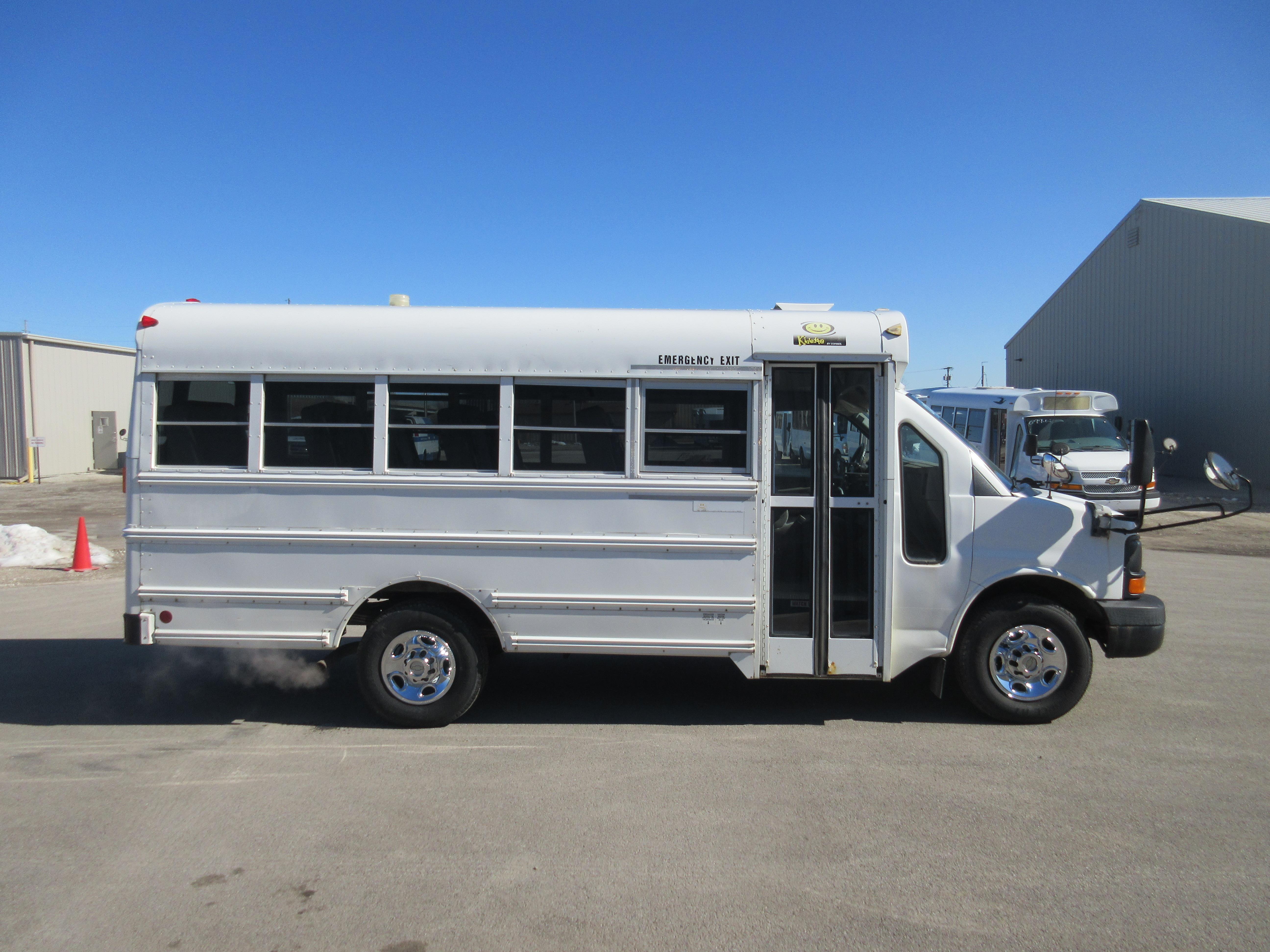 2007 Corbeil Chevrolet 14 Passenger Child Care Bus